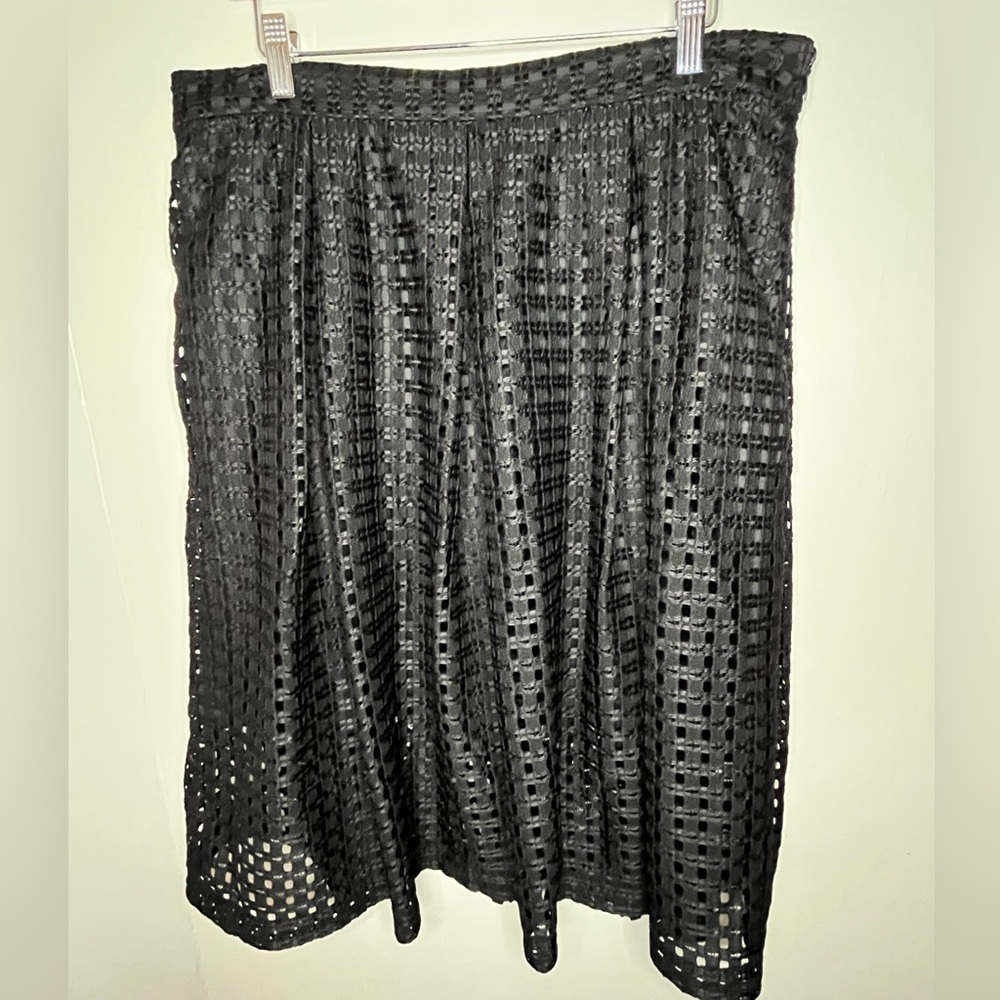 New York & Company Black Lace Lined Skirt Women’s Size 14